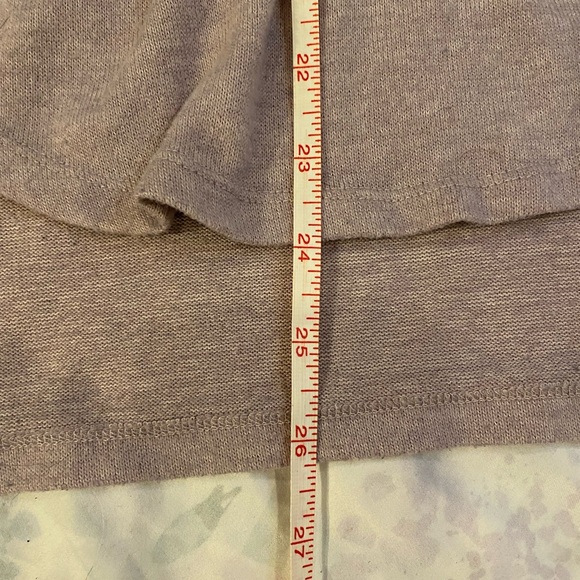 Mauve/lilac-coloured hooded long-sleeve shirt - Picture 2 of 4